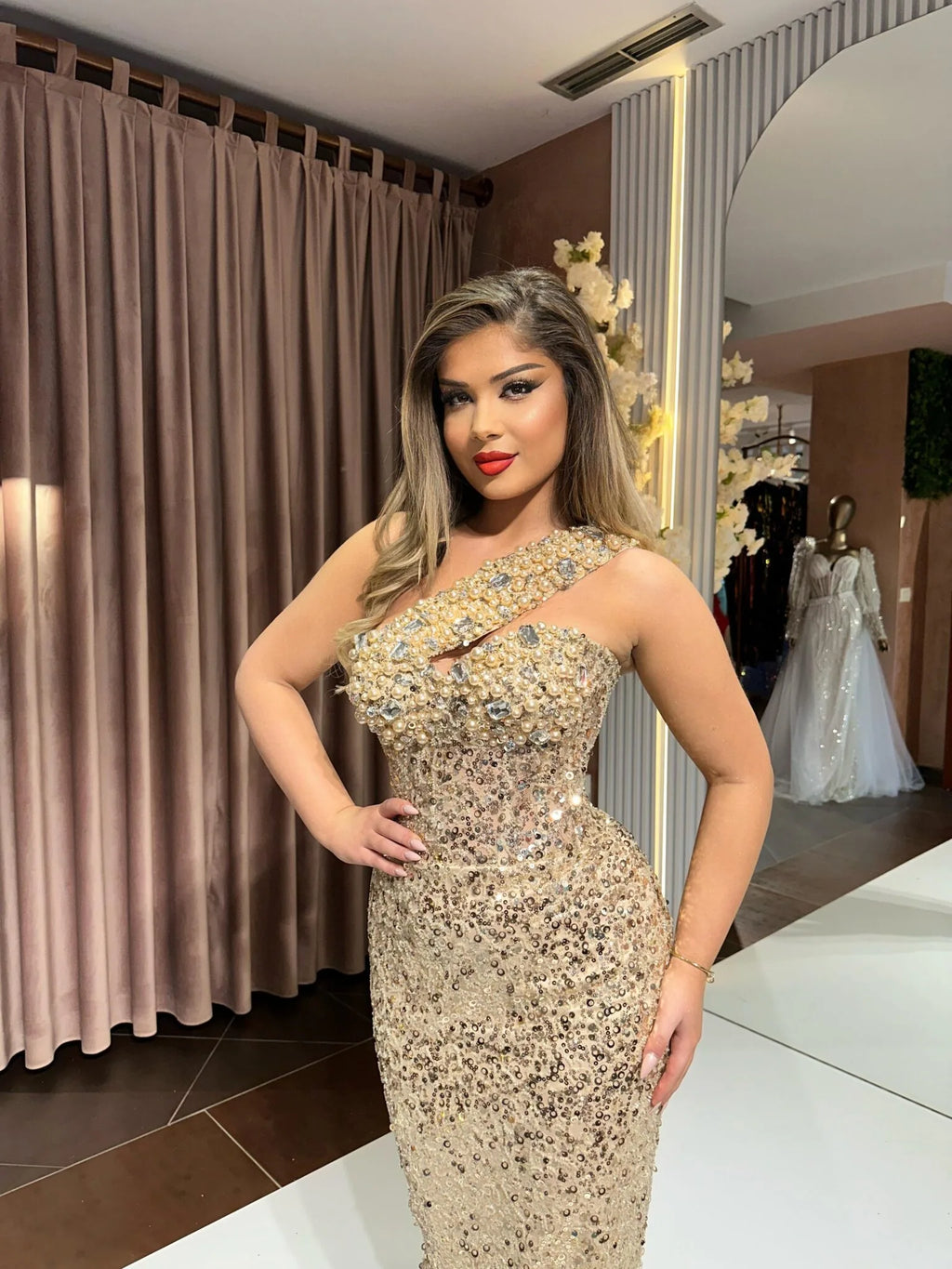 GOLD SEQUIN ONE-SHOULDER